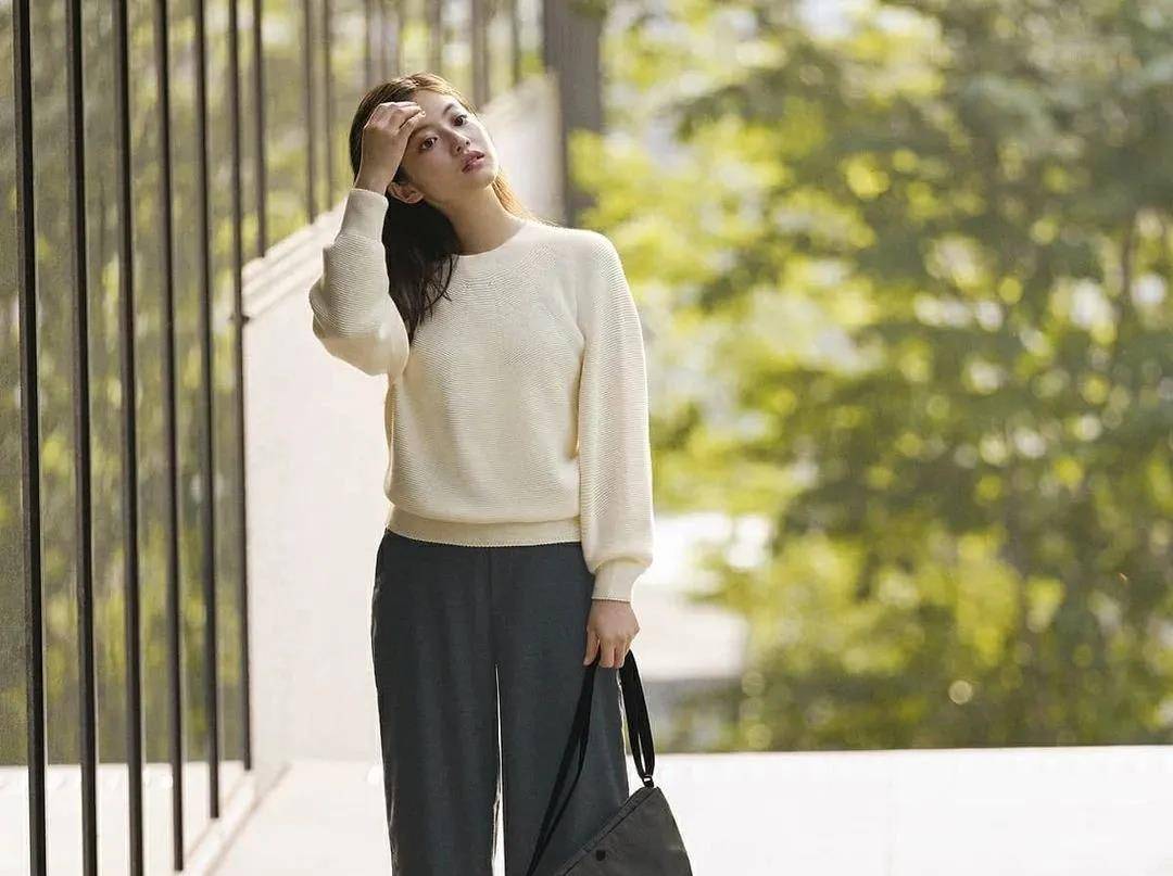 丝巾|人人都穿的基础款,为什么上身效果差距那么大?