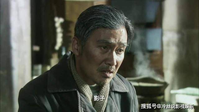 林桃|《瞄准》反响不错,能与《风筝》相提并论吗?该如何评价?