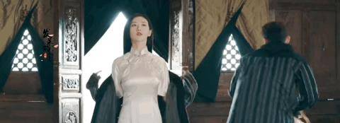 景甜|景甜在《司藤》中的细眉可谓是神来之笔,景甜的仪态也值得开班啊