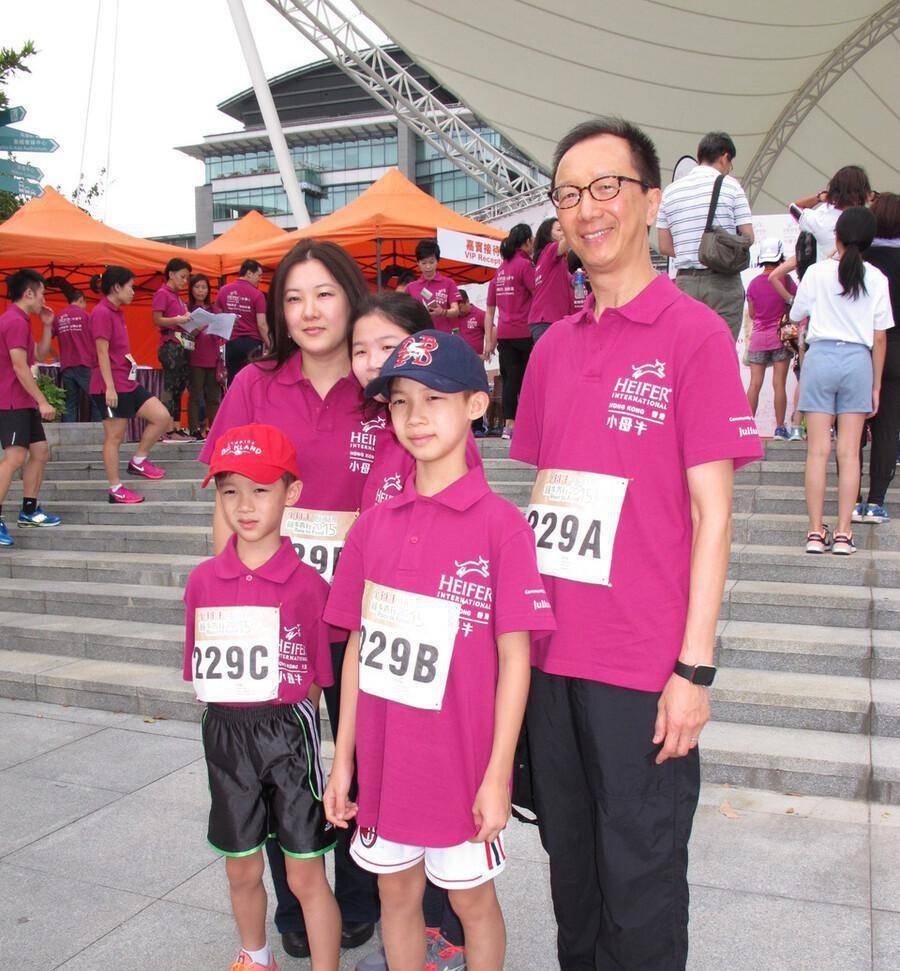 Polo|伏明霞的冠军气质藏得挺深,私服爱穿休闲装,气质和普通人一样