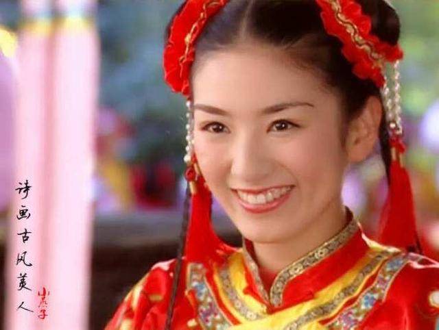 杜冰雁|不同的红穗子造型,有不同的美感:谁才是令你心动的红穗子美人?