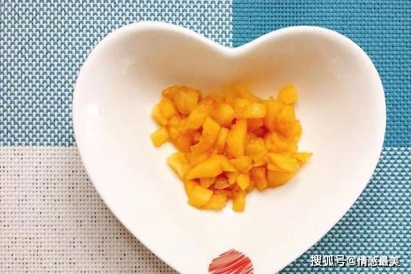 食谱|宝宝咳嗽让人揪心，可以吃这些食材辅助缓解咳嗽
