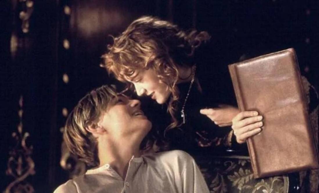 因为|破了票房纪录的《泰坦尼克号》跟《阿凡达》，上映前为何被看衰？？