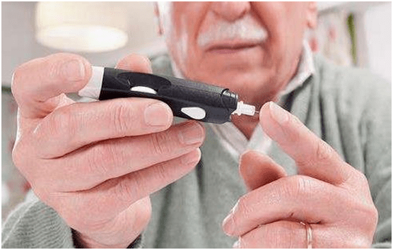 寿安|常运动,可以降血糖?医生提醒:不但要锻炼,这“3物”还要少吃