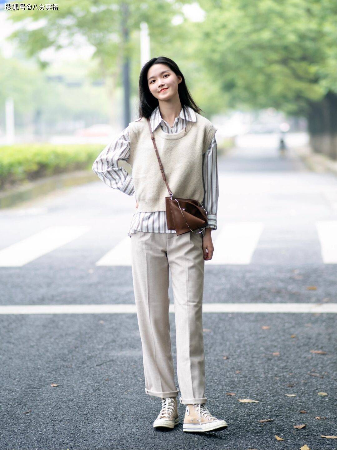 颜色|早秋穿搭没头绪？看看这四种穿搭方式，洋气日常还百搭，美得高级