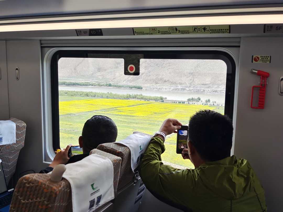 铁路让西藏旅游迈上快车道