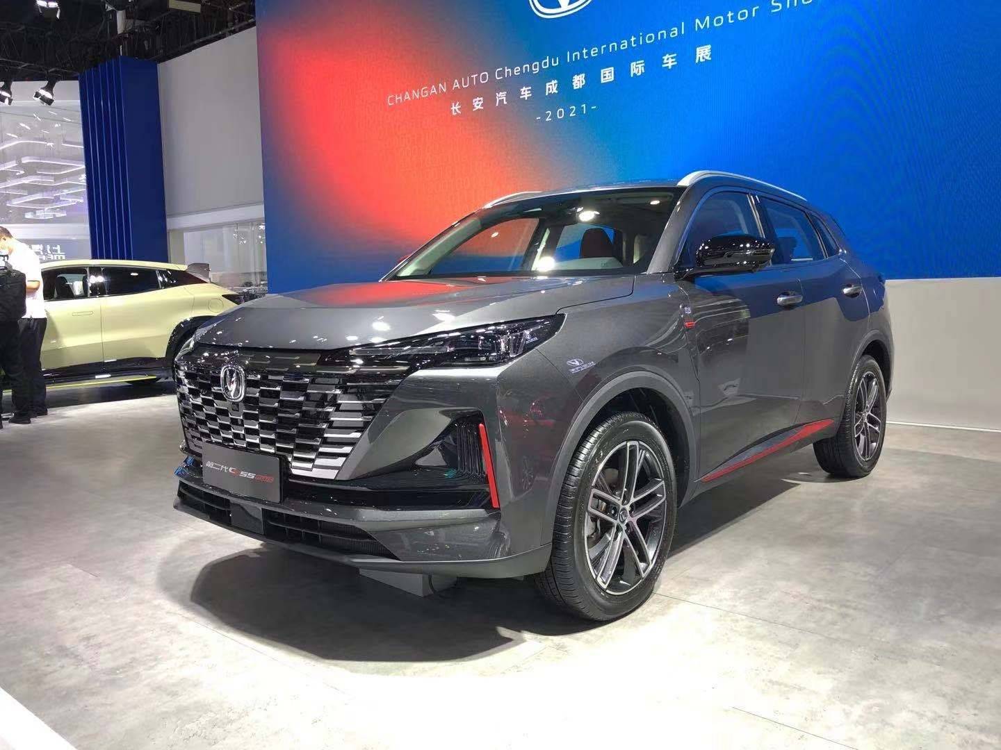 2021成都车展 | 全方位革新,长安全新第二代cs55 plus亮相