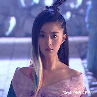 赵丽颖|摘去发饰的古装女子，刘诗诗清丽，赵丽颖惊艳，都不及她倾倒众生
