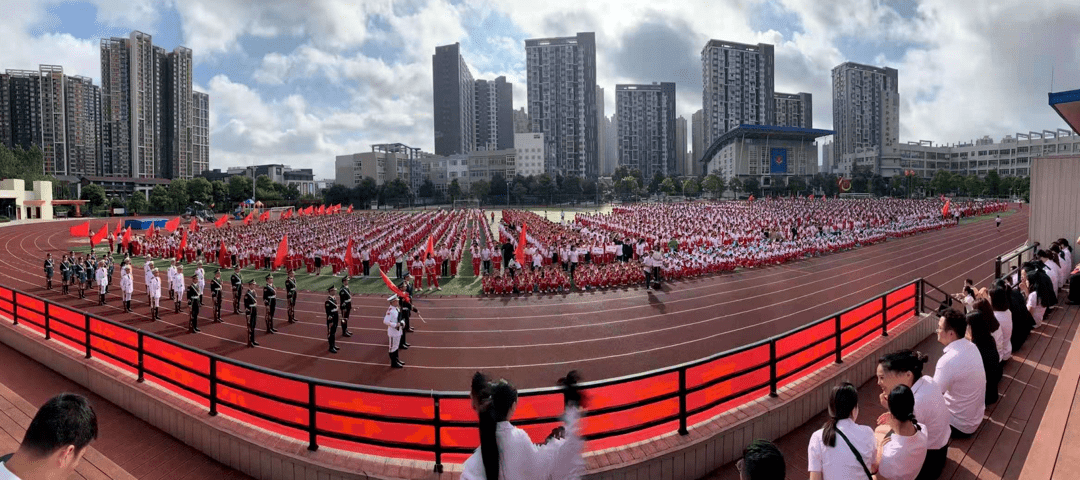 神兽|现场直击！贵阳多所学校的神兽“归笼”