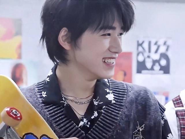 温如玉|宋亚轩古装造型曝光，翩翩少年温如玉，你期待宋亚轩演戏吗？
