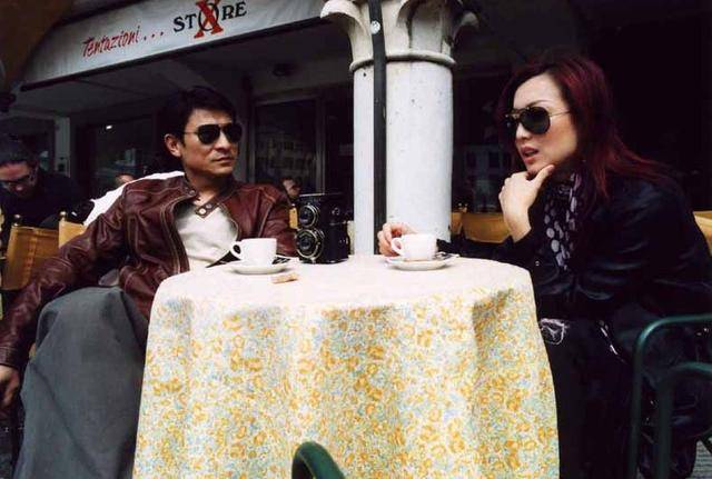 认知|《微醺之美》:走出品鉴葡萄酒的三大误区,趣味解读葡萄酒的世界