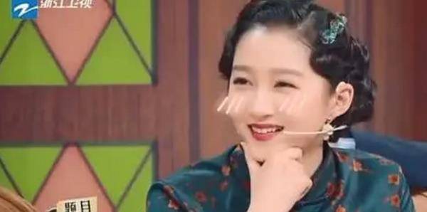 花花|关晓彤发文告别《王牌》,透露下季嘉宾,导演也在努力邀请鹿晗