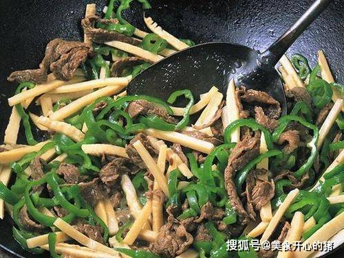 炒什么菜用生抽 0f4f65854d564fe1993887e031f456b4.jpeg