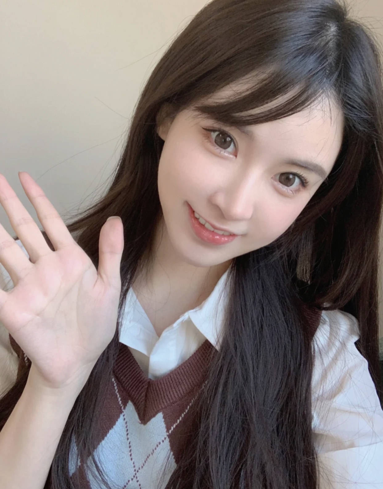 气色|这些口红，上唇气场特别强大，而且特别显白，超级适合黄皮适用