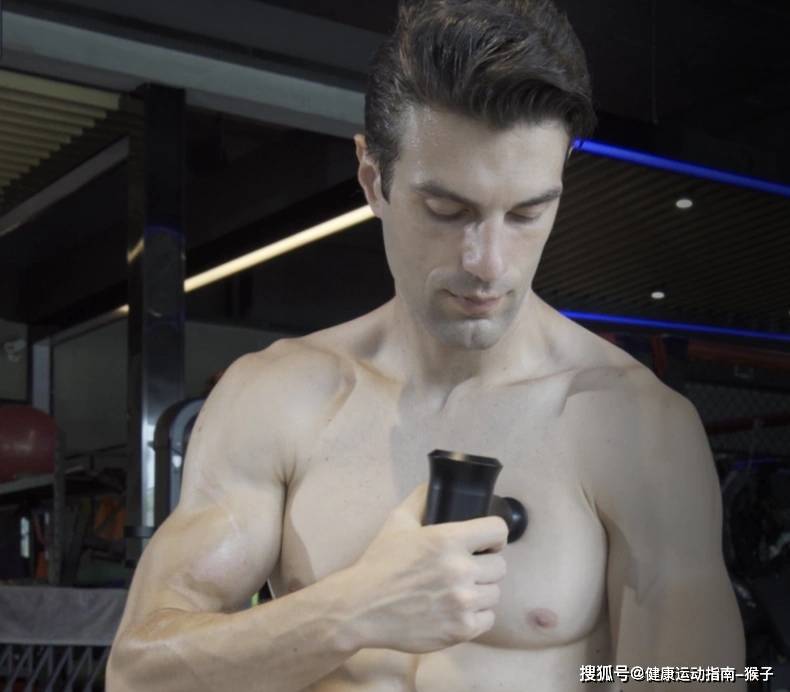 運動|力度大、續航能力強！奧丹頓筋膜槍就是這么拽