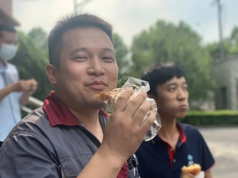 企业|为产业工人量身定做“开餐时间”！“无人早餐车”卖起了“下午茶”