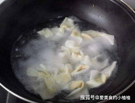 虾皮|馄饨想要好吃，汤料是关键，这几样开水一冲，味道鲜美，好吃方便