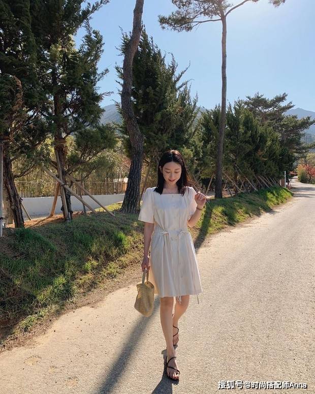 身材|5个初秋穿衣tips,瞬间提升气质,让你的日常穿搭既漂亮又时尚