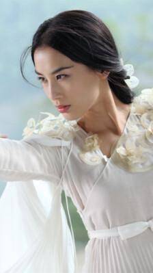 许仙|5个版本的白娘子，赵雅芝的最经典，杨紫的最可爱，而她却被吐槽