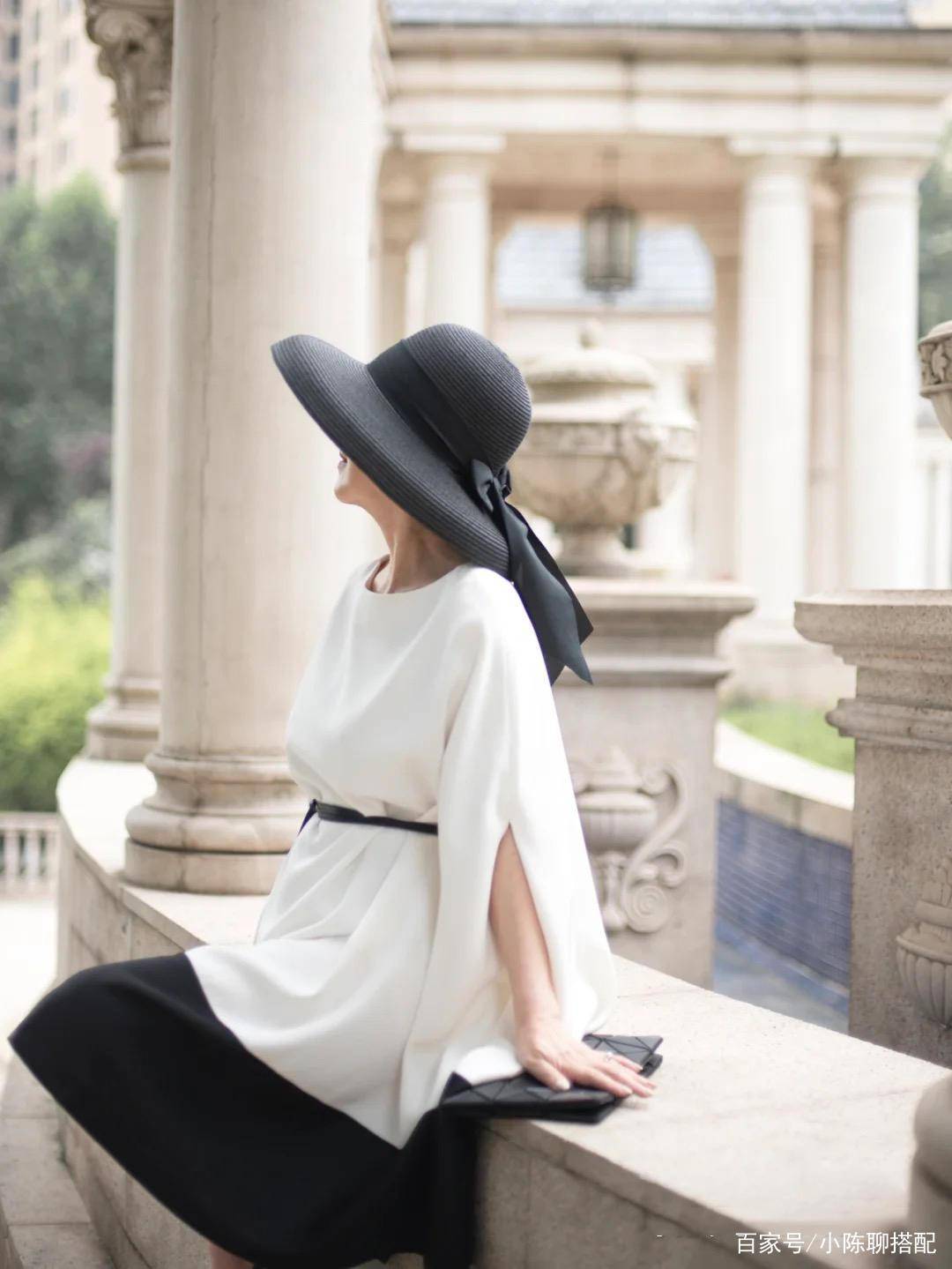 下装|懂穿的女人不显老！百用不厌的“焦点穿搭”，学会才更优雅气质