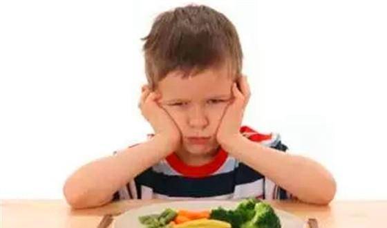 方法|孩子不吃饭饿上几顿,这两种情况千万别饿,饿了反而会积食