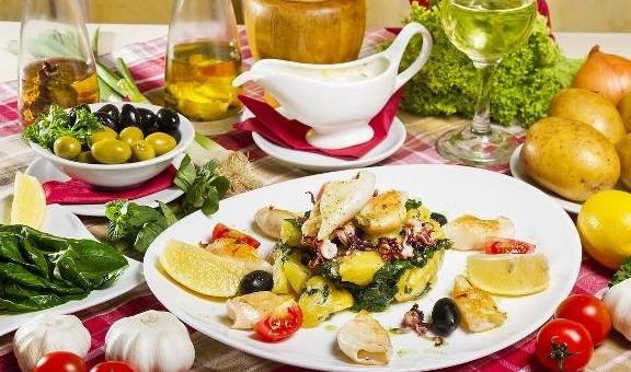 并发症|血糖恢复正常后，饮食需要控制吗？4个事项，要注意