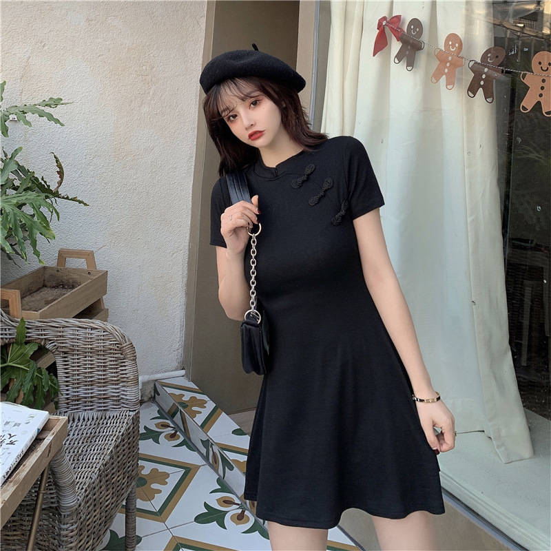 个性|秋季怎么可以缺少国风，这样的穿搭，能展现东方美女的专属魅力