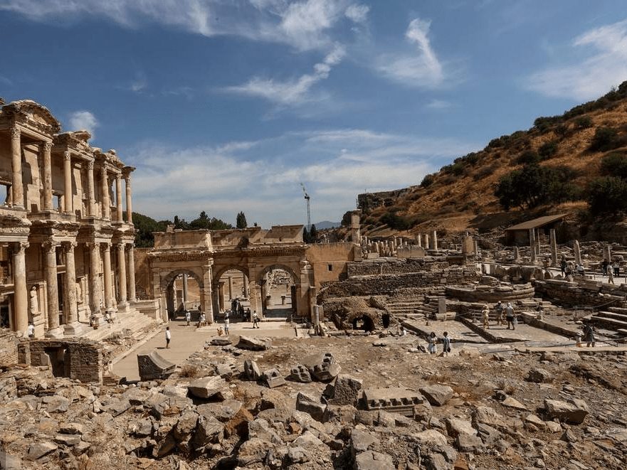 土耳其伊兹密尔 感受以弗所古城魅力