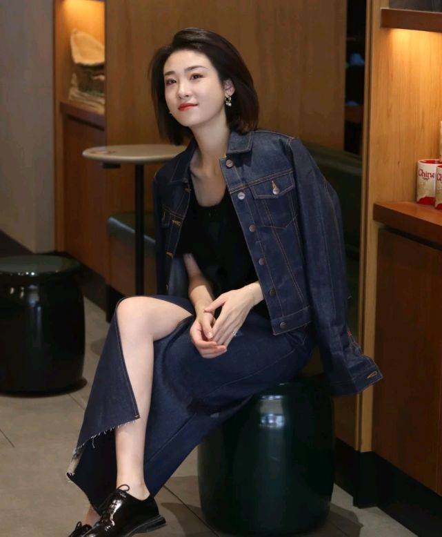 设计|做个有魅力的成熟女人，会穿衣打扮是关键，优雅穿搭就很有女人味