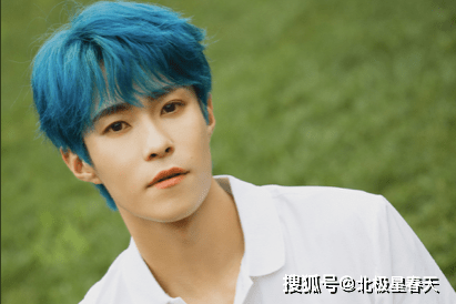 又一男星塌房3个月前才刚被夸赞清醒如今却被一张照片石锤