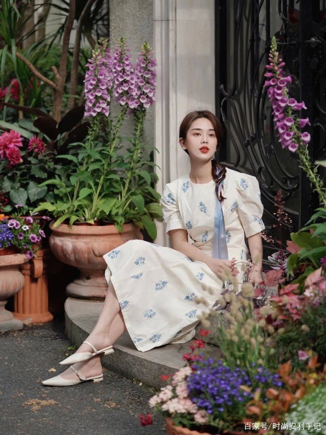 整体|今夏，穿裙子尽量别搭这2双鞋，自以为很时髦，其实显矮还掉档次