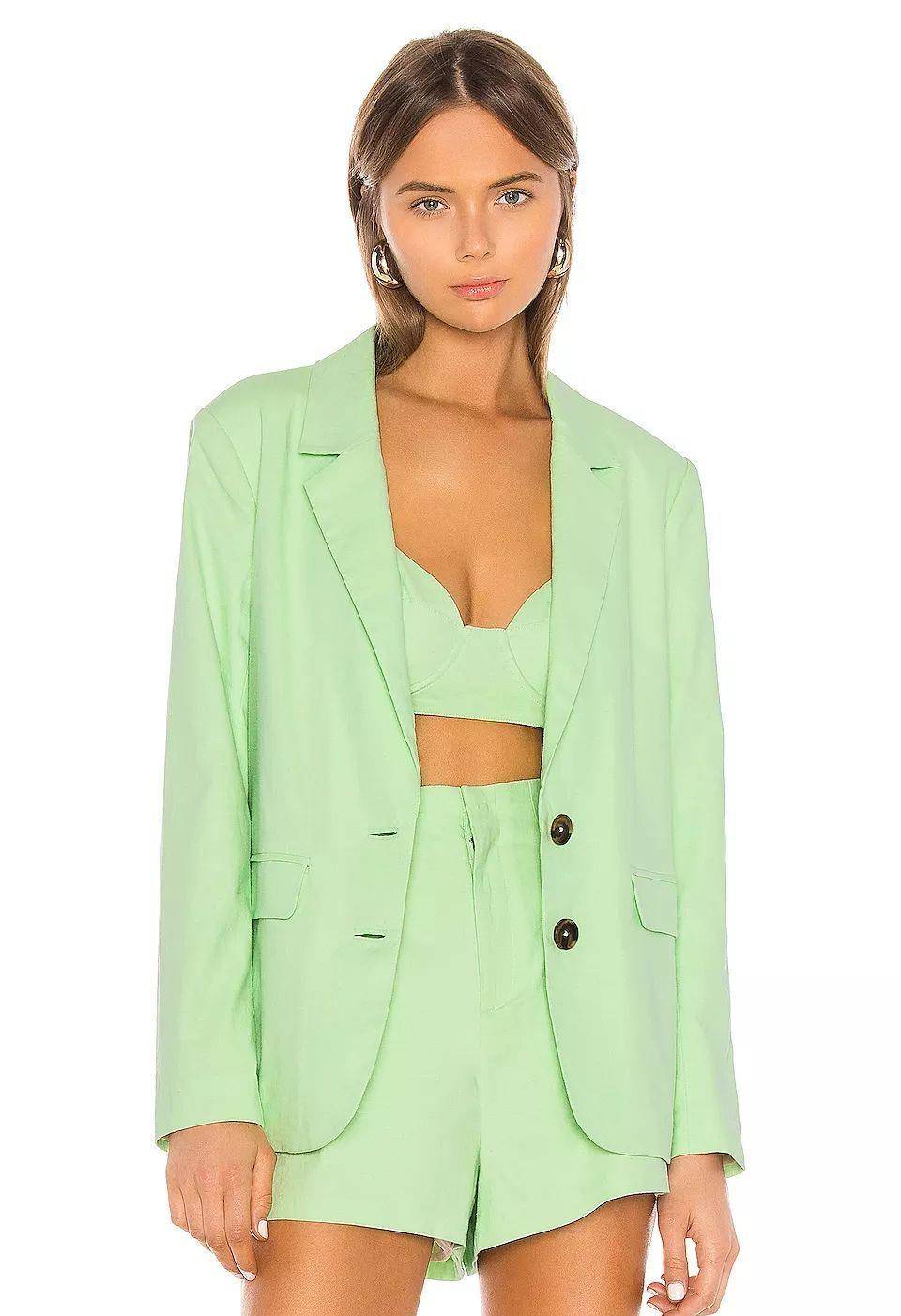 夏天|女生的“西装杀”你抵得住吗？宋茜关晓彤钟楚曦谁是你的onepick