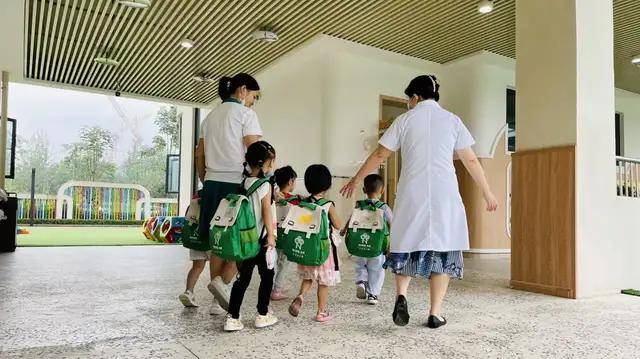 带着|四川天府新区宁安幼儿园：你好，九月小孩