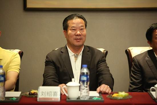 资本教父成老赖,已在匆匆套现准备跑路_刘绍喜