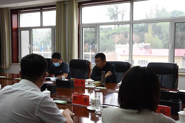 齐杰在县纪委监委组织召开座谈会,付振强代表班子