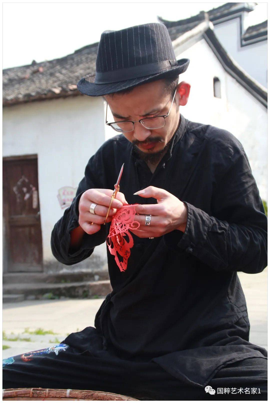 国粹艺术名家——韩晓明_剪纸