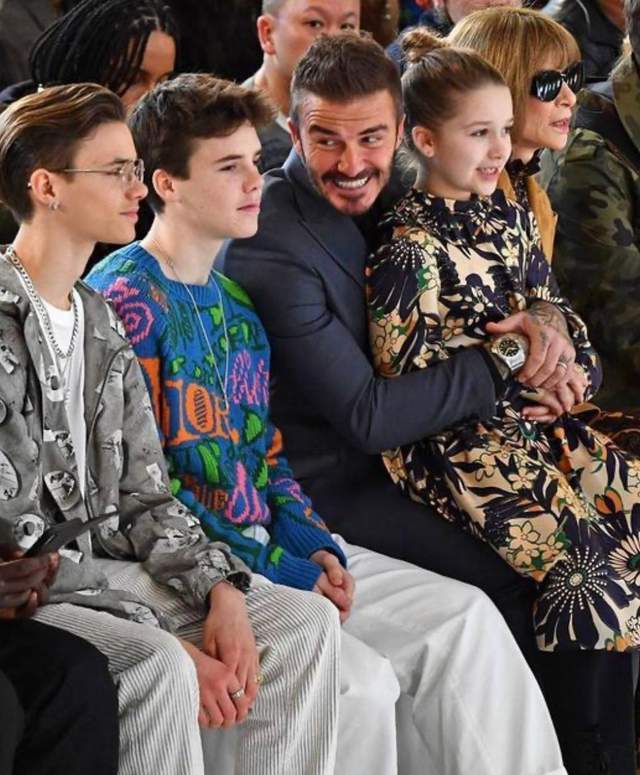 女儿|贝克汉姆女儿越来越好看!穿波点裙似小公主,容貌不输万人迷爸爸