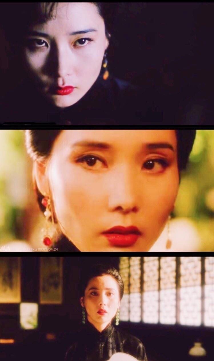 颜色|老戏骨何赛飞罕见晒照！57岁穿富贵装烫大波浪，红指甲太少女心