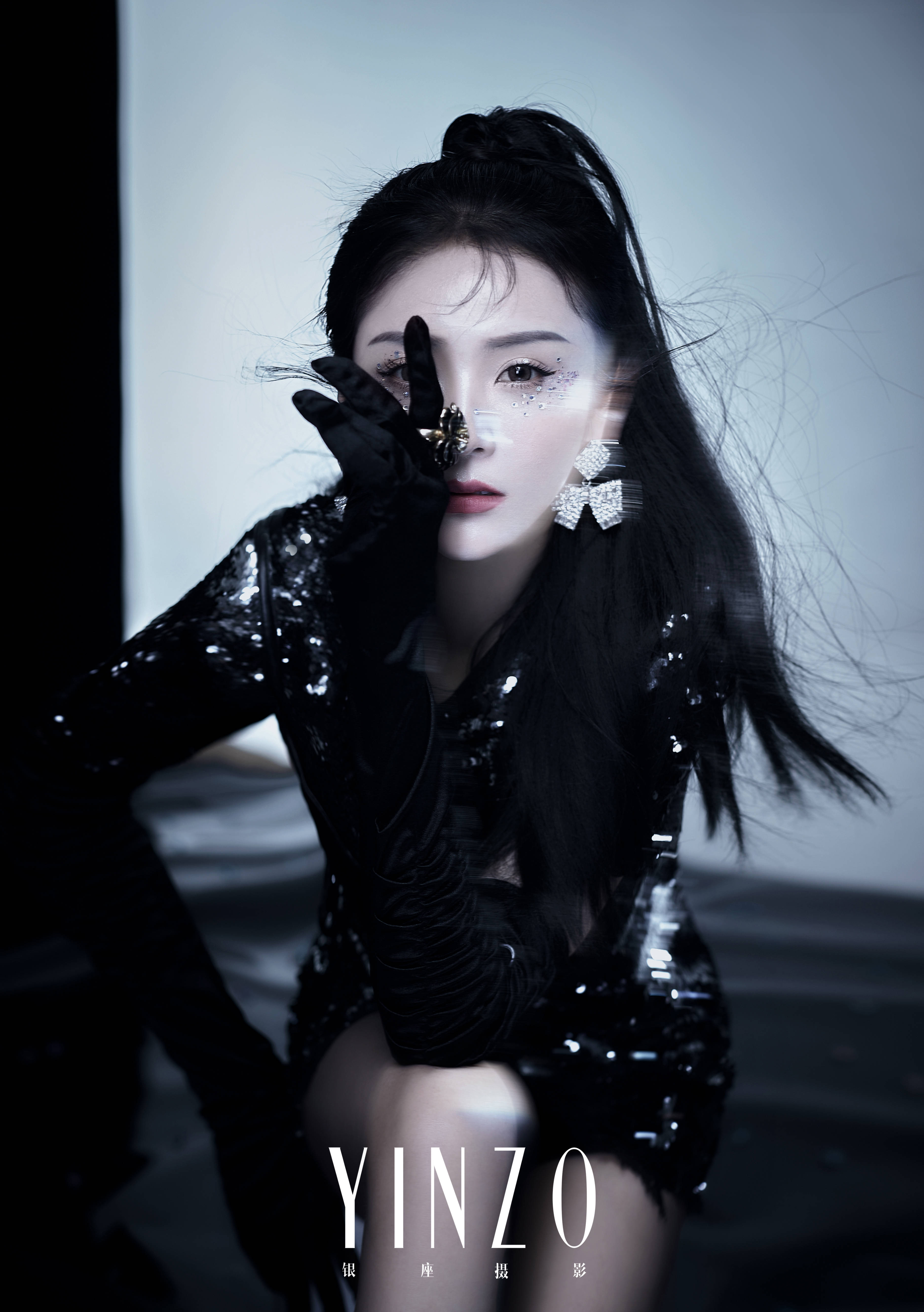 因为|《法医秦明》系列播出，王蕾角色不简单，弹幕区成亮点