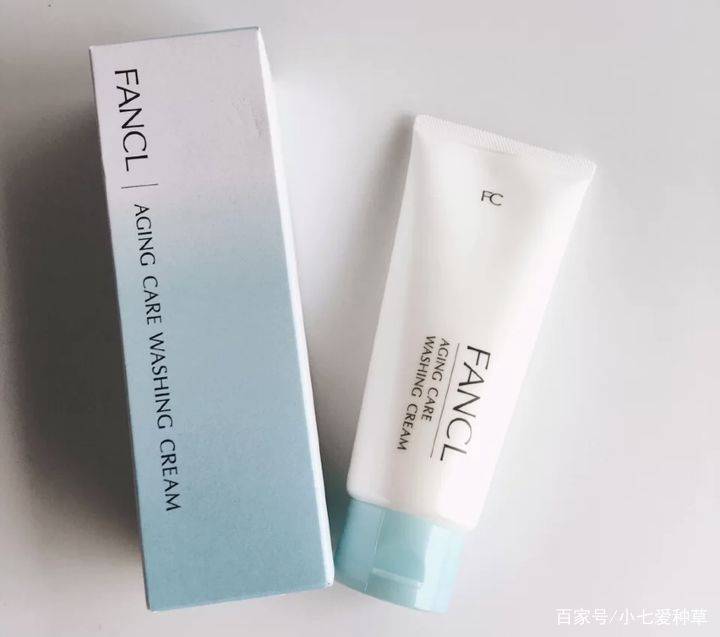 毛孔|把脸打湿，就上洗面奶？做不到“这几点”，别怪毛孔粗大易长痘