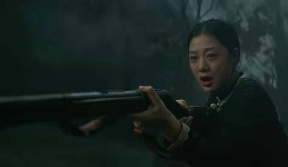 什么|《黑木林》这部被高估了恐怖,低估了人性的电影,活该突破一个亿