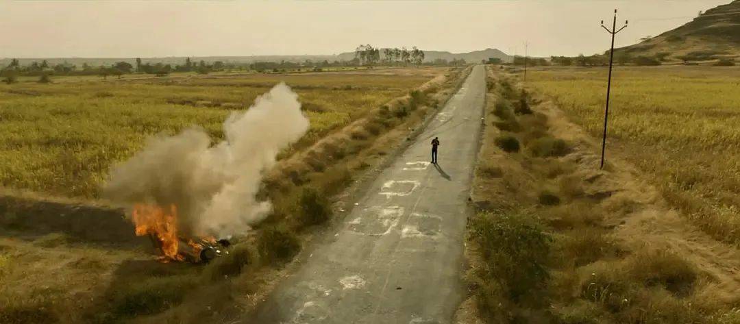 治愈|脑洞大、欢乐多，这部印度高分悬疑片也太治愈了！