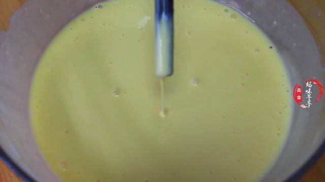 方法|一把韭菜直接扔进锅里，金黄酥脆，香味四溢，当早餐营养又省时间