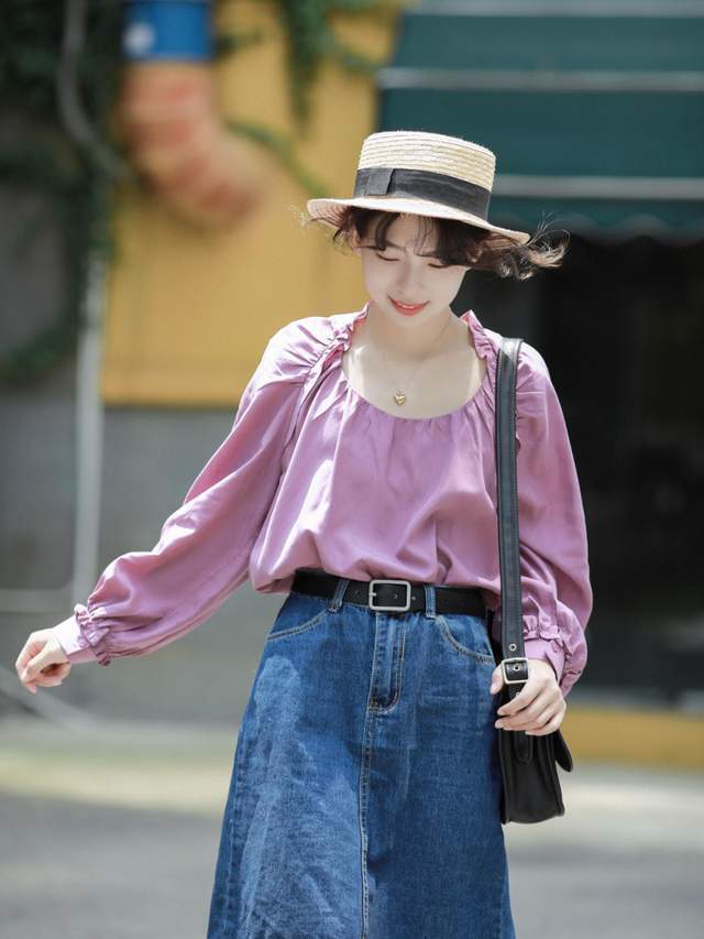 下半身|会穿的人那么多，要怎样穿才不逊色呢？衬衫＋ 牛仔裙简约时尚