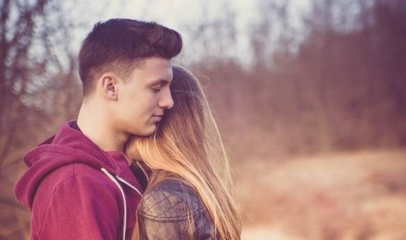 因为|“俺住院让俺儿子照顾，你坐月子让你妈照顾”“好，孩子跟俺姓”