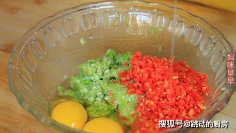 时间|丝瓜很有营养的吃法，不炒不炖，又软又香，特别适合早餐吃