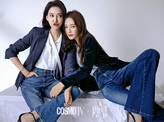 卡通|佟丽娅终于遇对手！与高露罕见同框逛游乐园，卡通少女装输女团风
