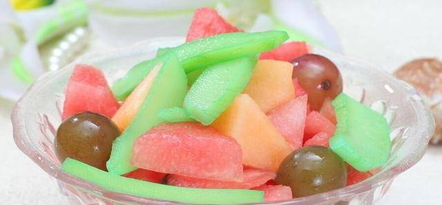 西瓜怎么做成西瓜冰棒 4998d7f3867c482b87c415c23e068772.jpeg