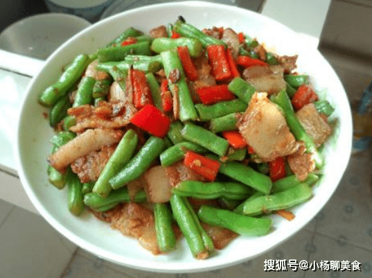 【四季豆回锅肉的烹饪技巧】