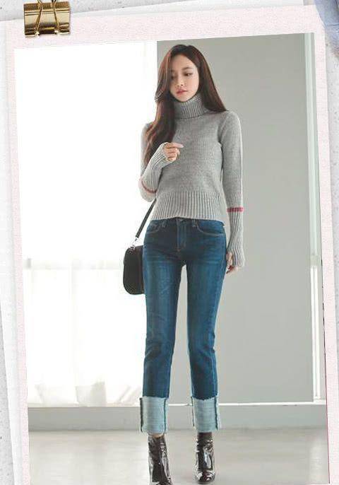 曲线|牛仔裤穿上非常的时尚，简单舒适尽显优雅气质，穿出性感女人味